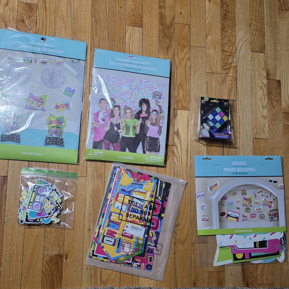 Chic Colorful Banner Set - Picture 2 of 8